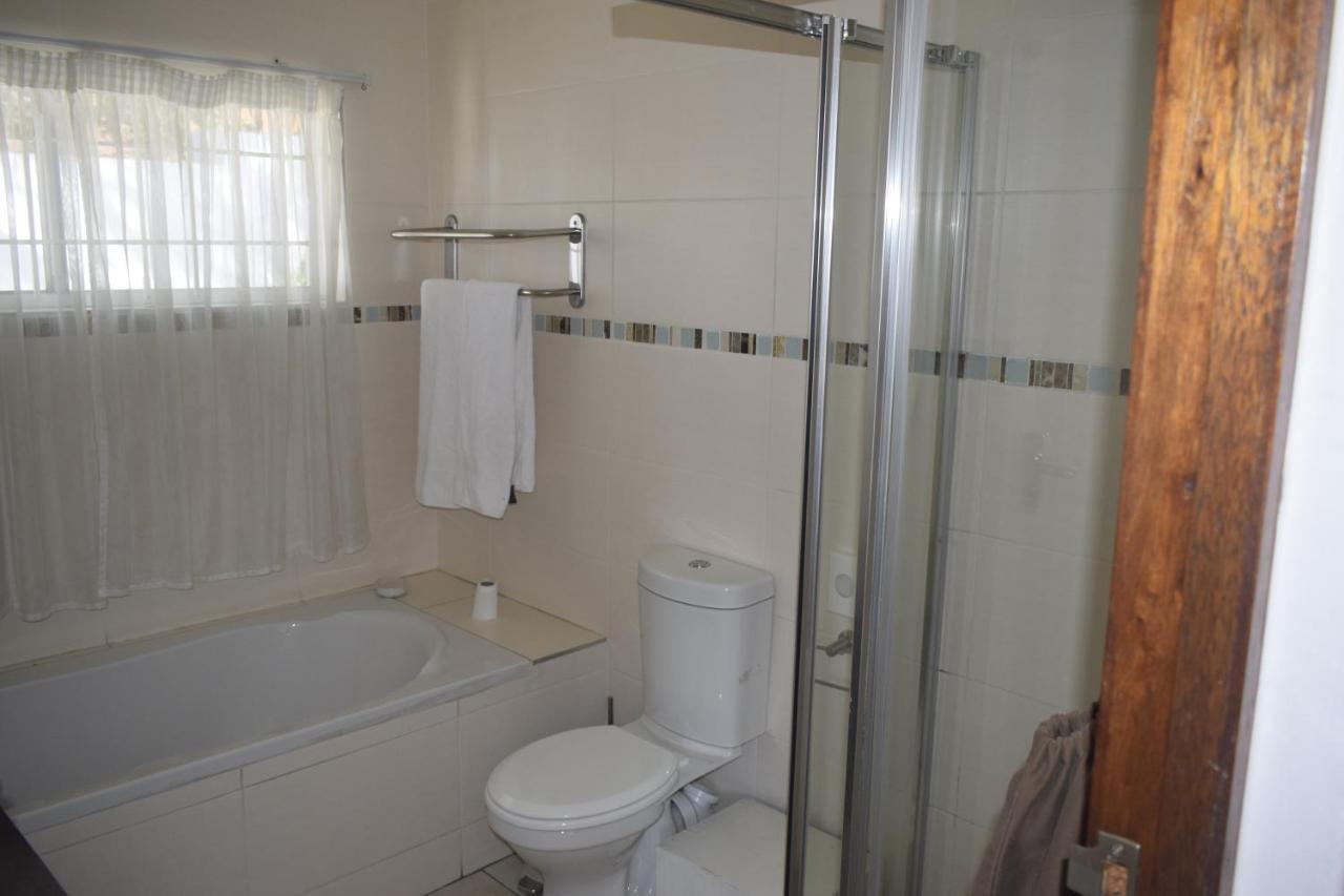 Lala Nathi Hotel Midrand Kültér fotó